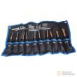 Bolsa de 6 botadores cilindricos paralelos (ø 3 - 4 - 5 - 6 - 7 - 8 x 10 x 180 mm) + 1 punzon (ø 4x10x185 mm) + 3 cinceles (de pico 0 x 10 x 170 mm - planos 10 x 17 x 170 mm + 20 x 14 x 200 mm)